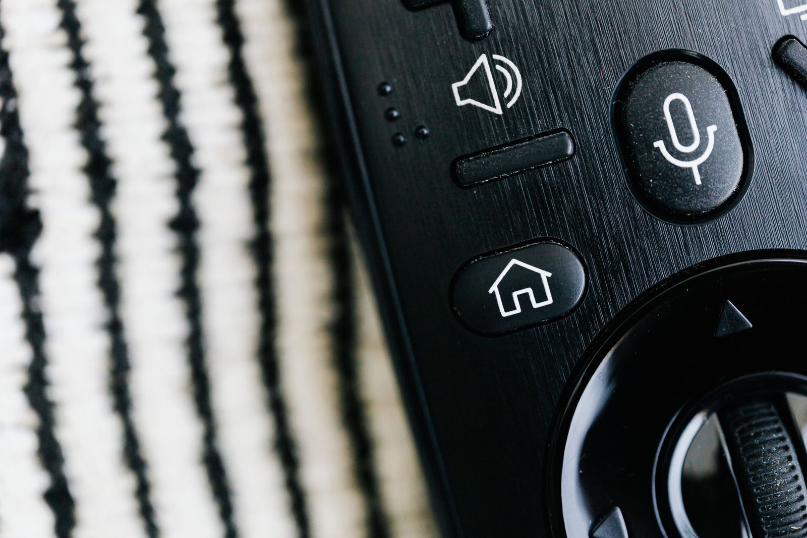Entering login details on a smart tv, the first check when IPTV Smarters shows failed to authorize